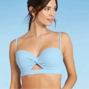 🌻NWOT Shade & Shore light blue Twist-Front keyhole Bikini Top Size 34C
